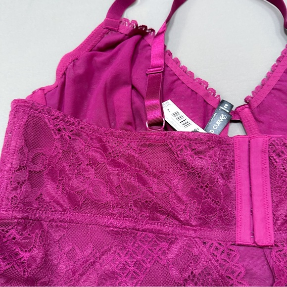 NWT!! TORRID lace bodysuit in pink raspberry fuchsia, 2X. - Picture 8 of 10